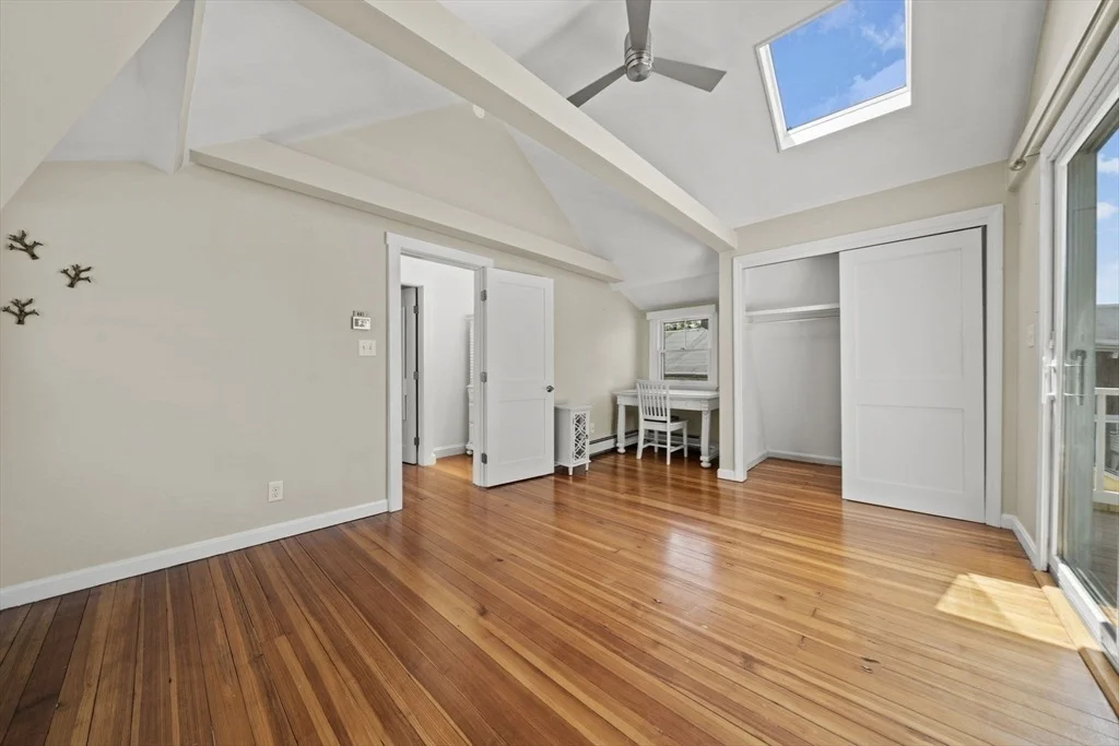 Photo of 32 Maple Ave