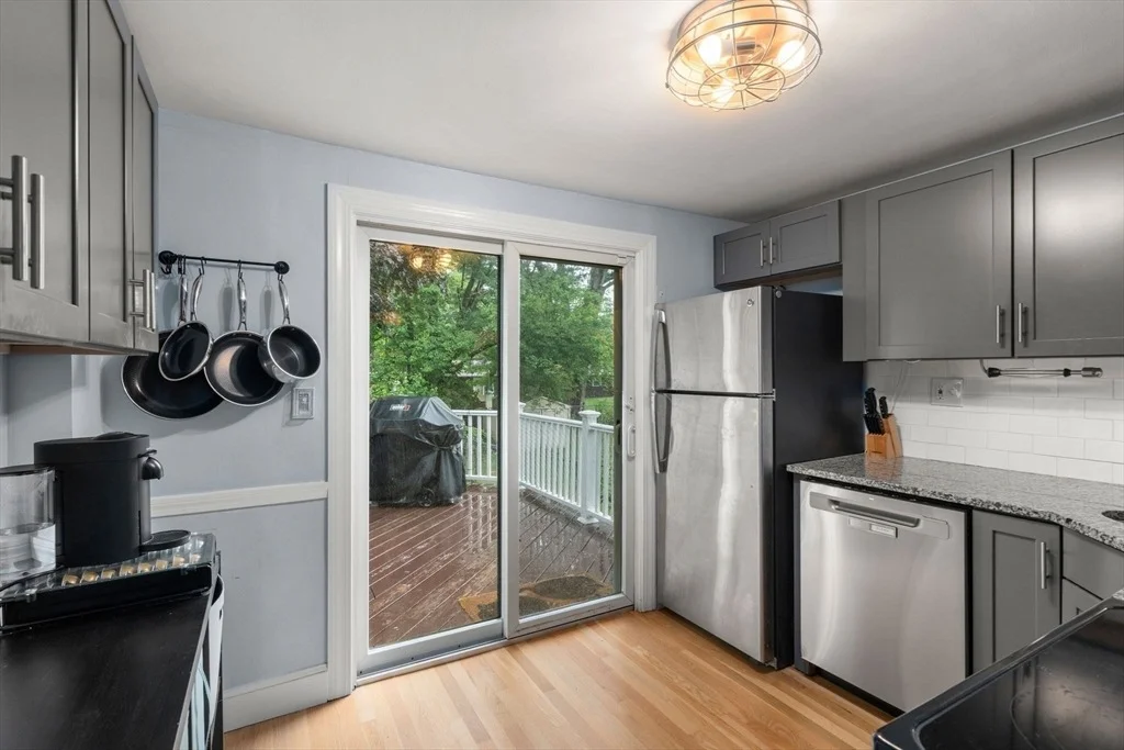 Photo of 55 Joclyn Ave