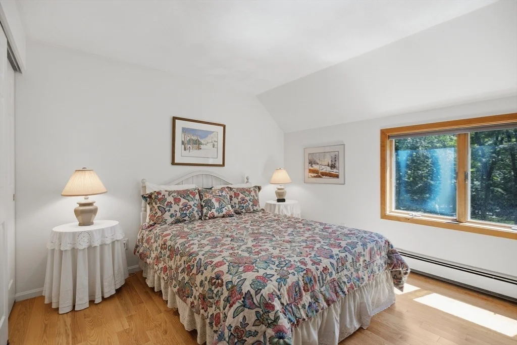 Photo of 176 Pegan Ln