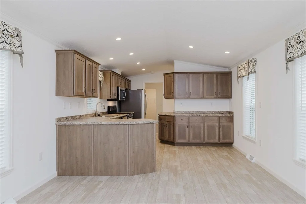 Photo of 80 Bally Dr