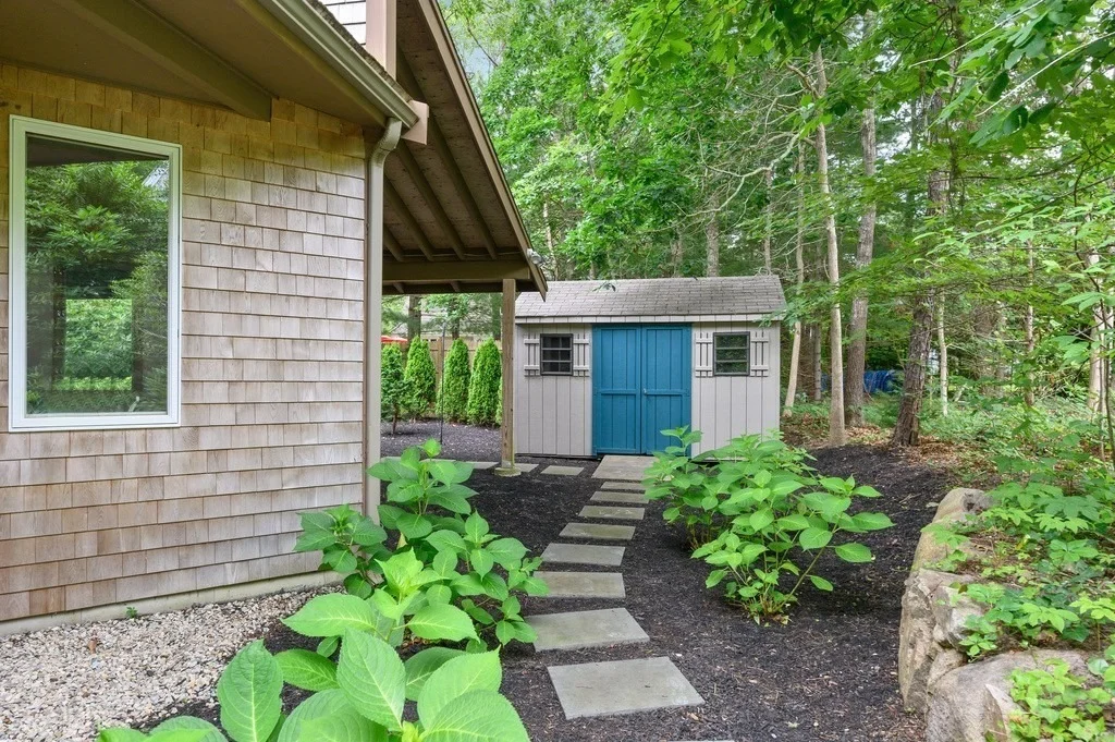 Photo of 11 Halyard Cir