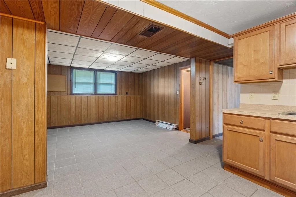 Photo of 17 Brewster Dr