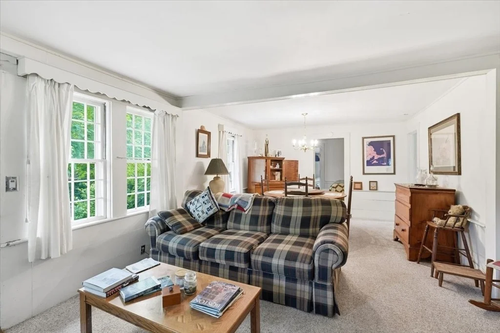 Photo of 127 Pine Ave