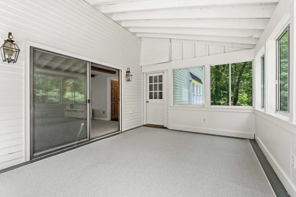 Photo of 153 Raddin Rd