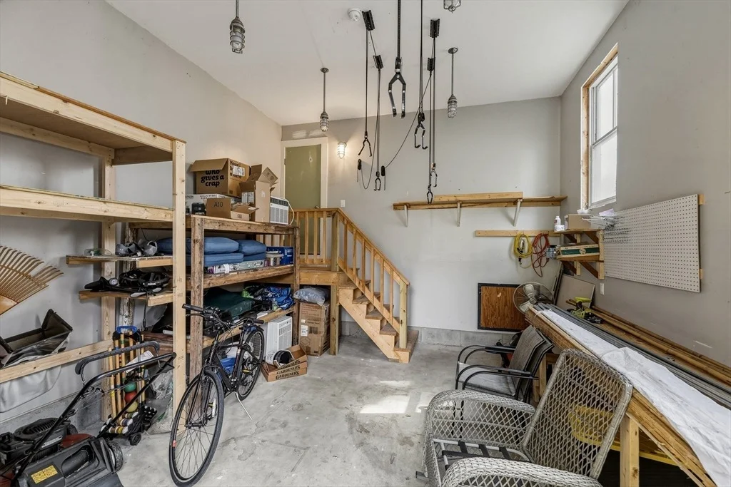 Photo of 180 Summer St
