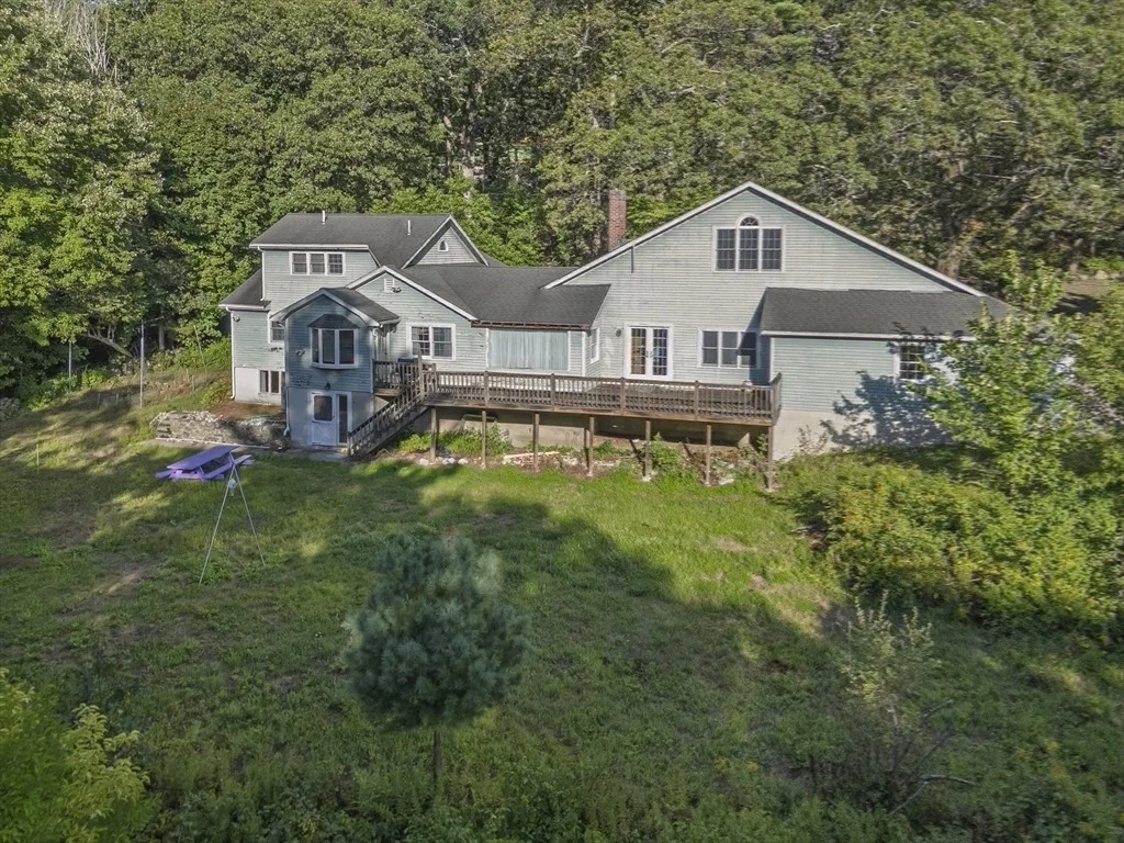 Photo of 426 Conant Rd.