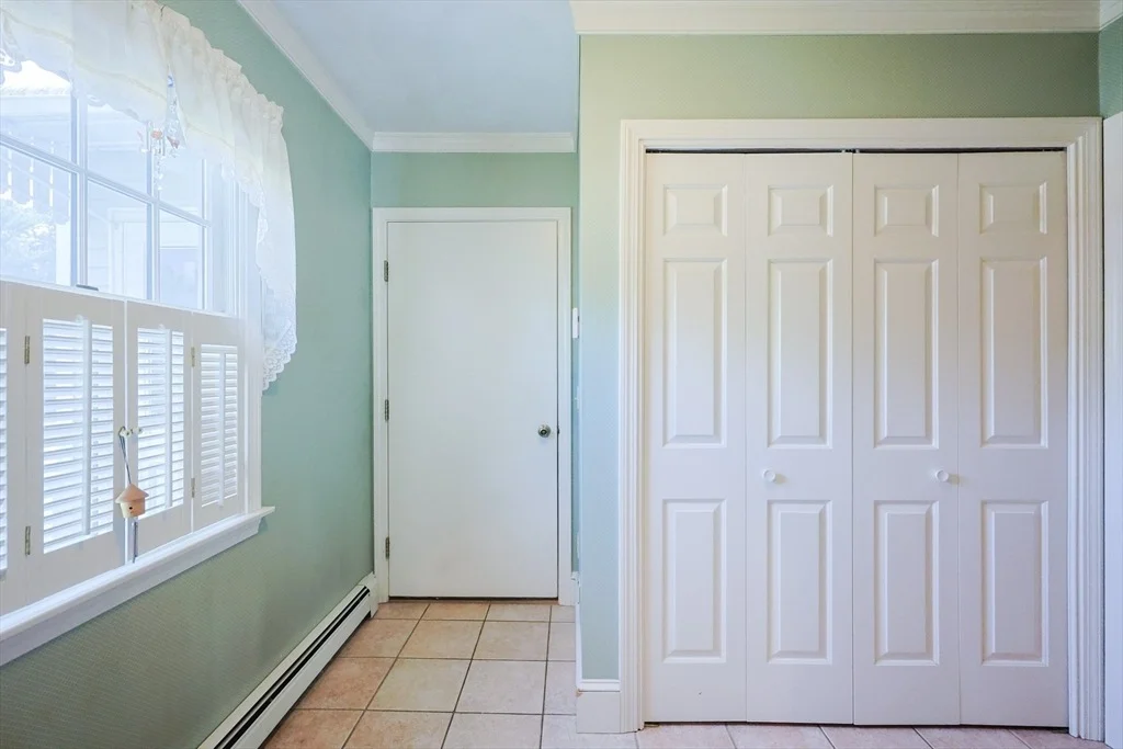 Photo of 46 Pondview Circle