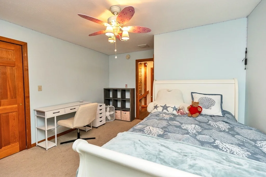 Photo of 44 Lakeview Drive