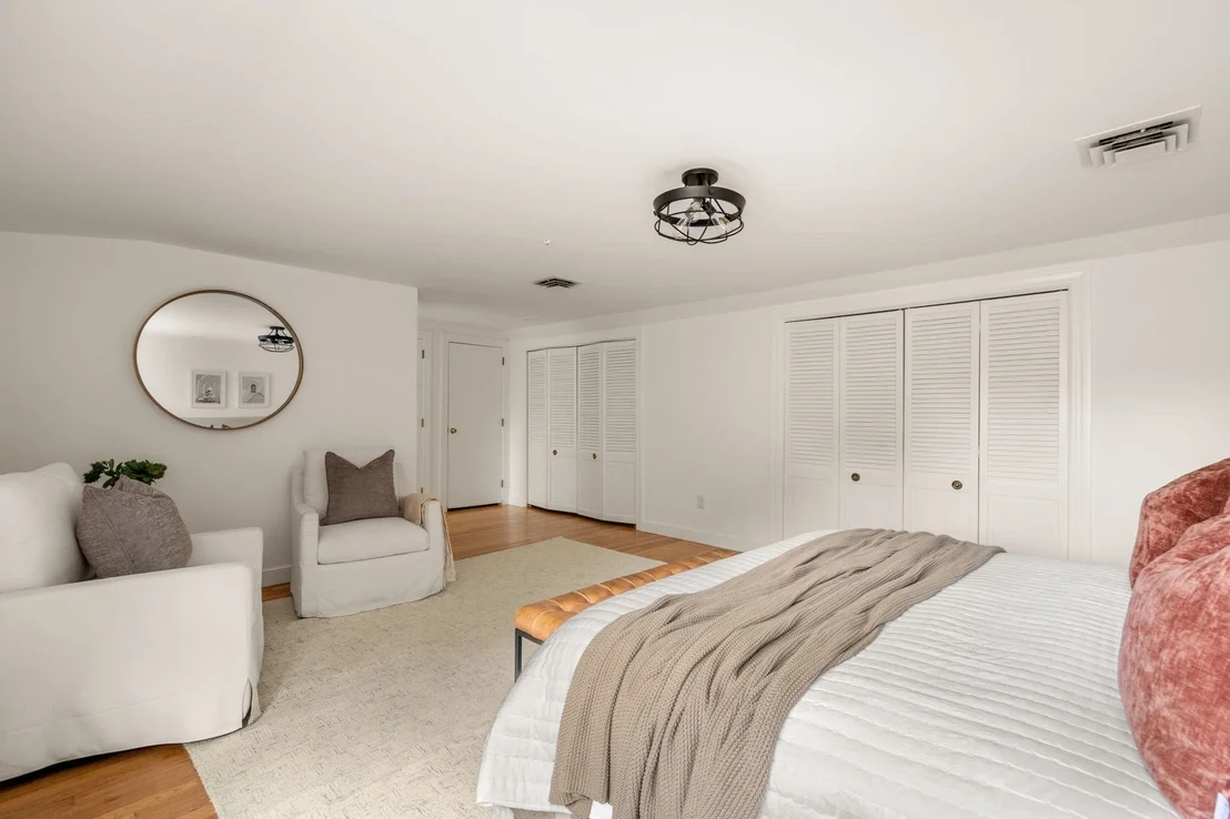 Photo of 43 Meredith Circle