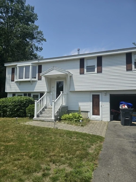 Photo of 131 Bridle Path Ln
