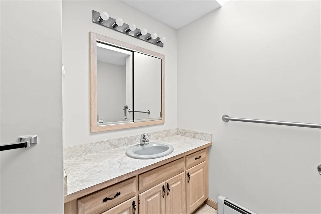 Photo of 166 Carriage Lane