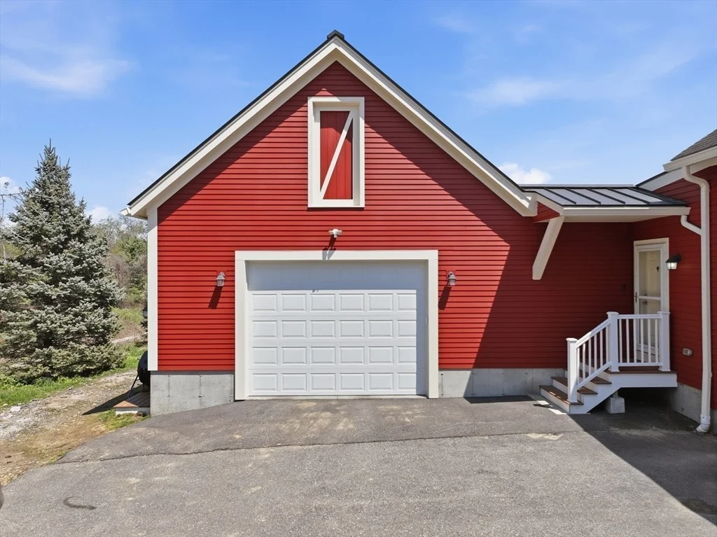 Photo of 269 Harvard Rd