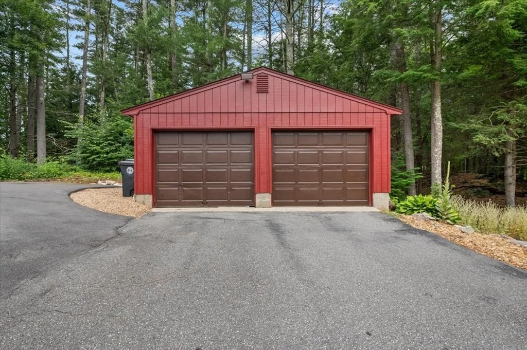 Photo of 320 Alpine Dr
