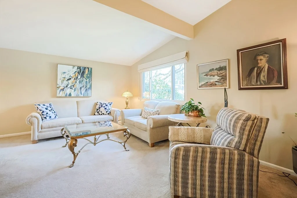 Photo of 33 Debra Lane