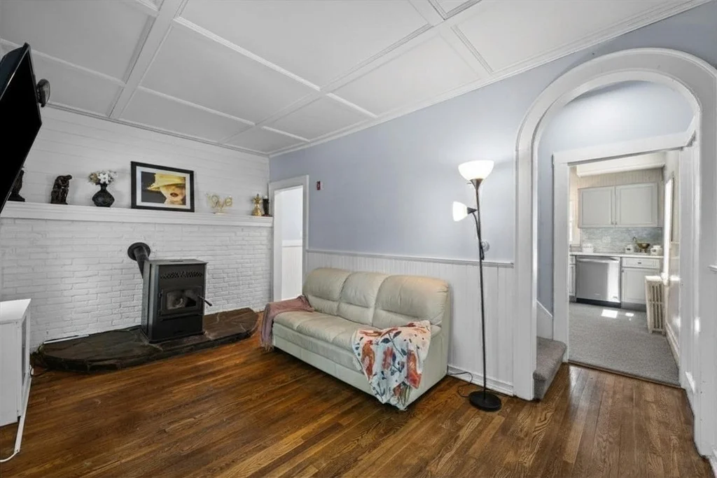 Photo of 24 Bowker Ave