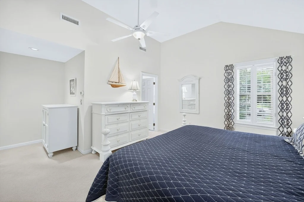 Photo of 98 Bay Lane