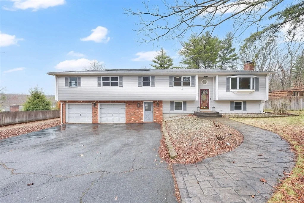Photo of 25 Fox Hill Rd
