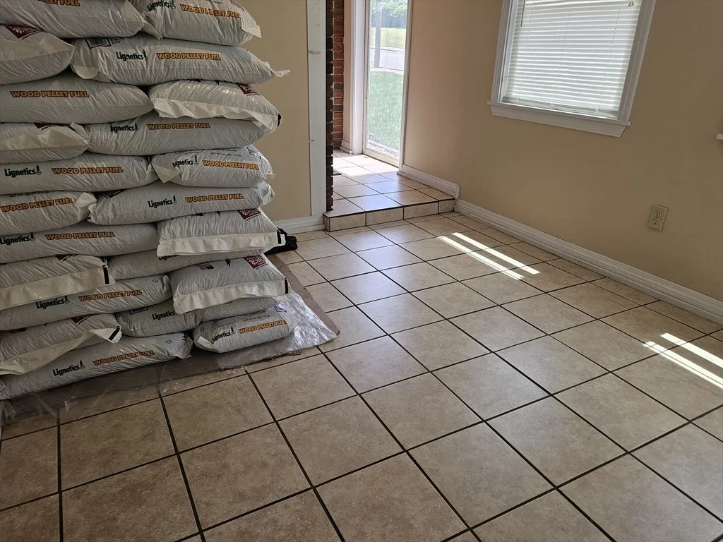 Photo of 461 River Rd