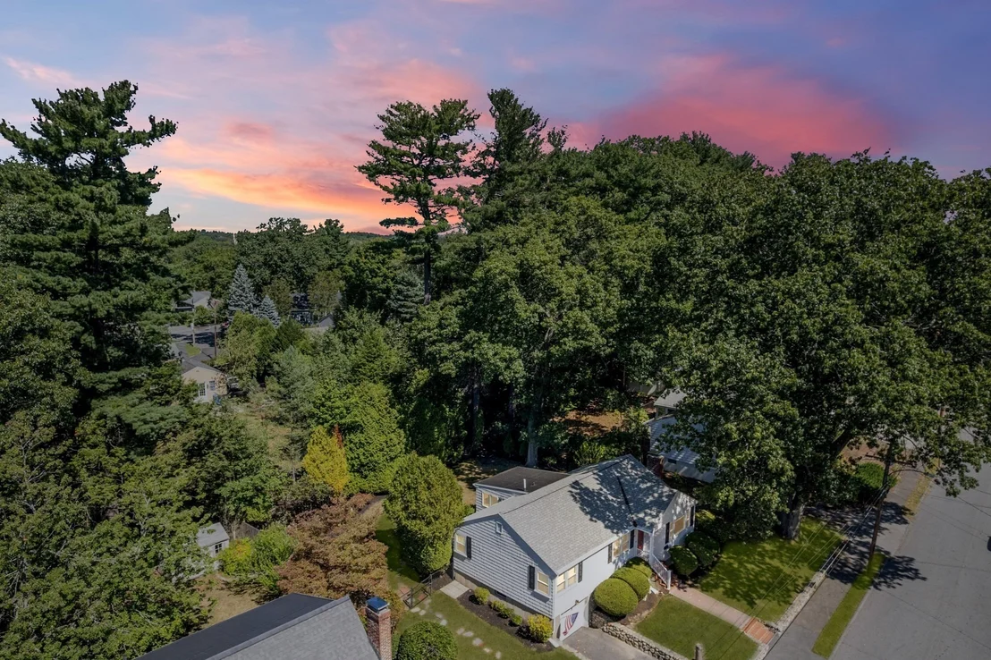 Photo of 39 Robin Rd