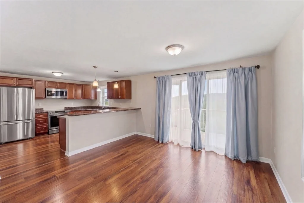 Photo of 34 Bittersweet Blvd