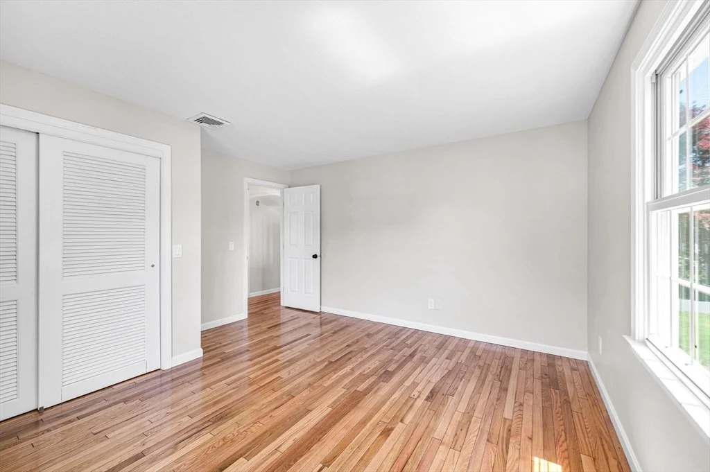 Photo of 252 Pinewood Drive
