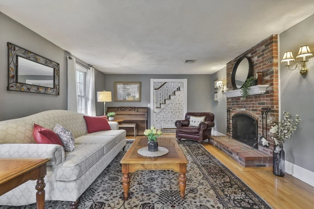 Photo of 33 Reynolds Rd