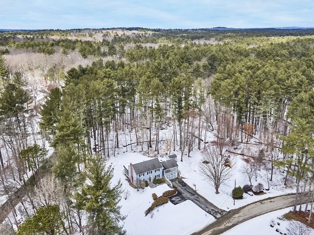 Photo of 40 Meadowbrook Road