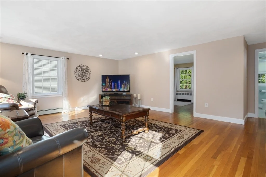 Photo of 12 Thomas Rd