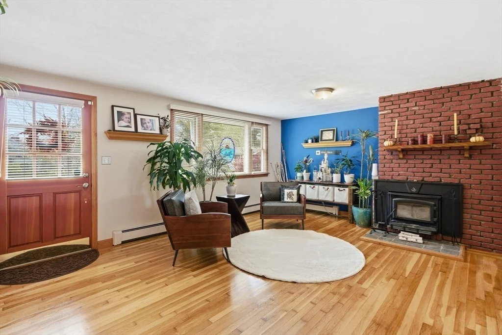 Photo of 23 John Swift Rd.