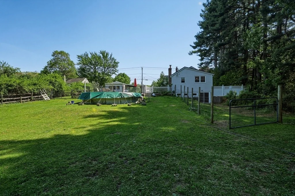 Photo of 460 State St