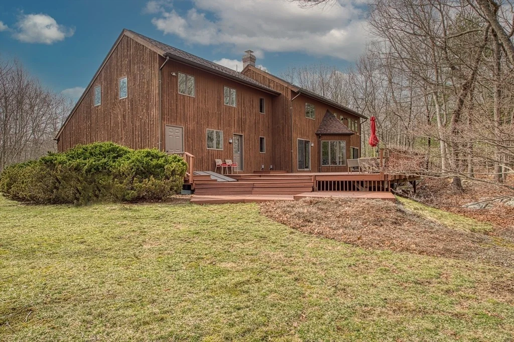 Photo of 580 Mountain St.