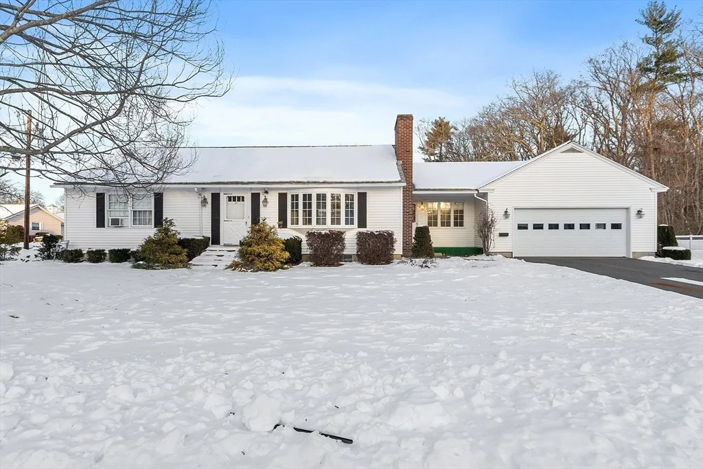 Photo of 31 Locke Ave