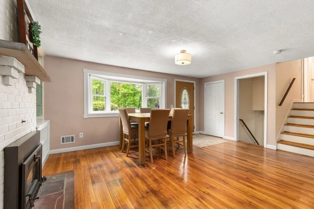 Photo of 186 Pleasant St
