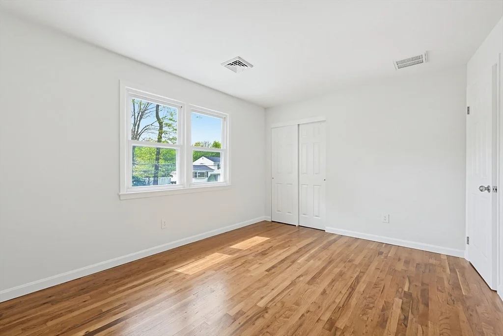 Photo of 37 Temi Rd