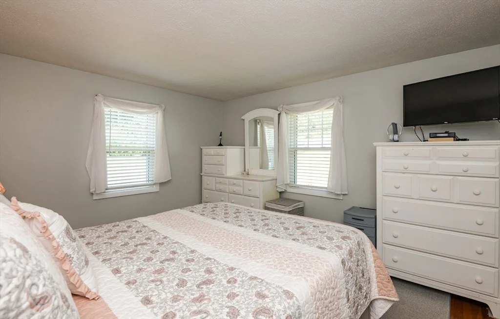 Photo of 47 Sharon Rd
