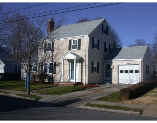 Photo of 2 Riverbank Rd