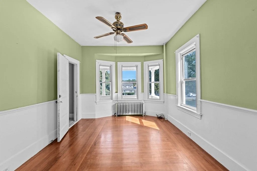 Photo of 114 Hull St