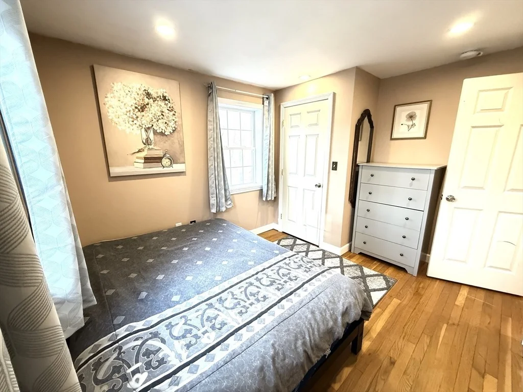 Photo of 7 Central St