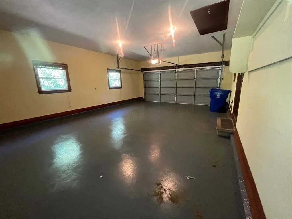 Photo of 17 Silver St Ext