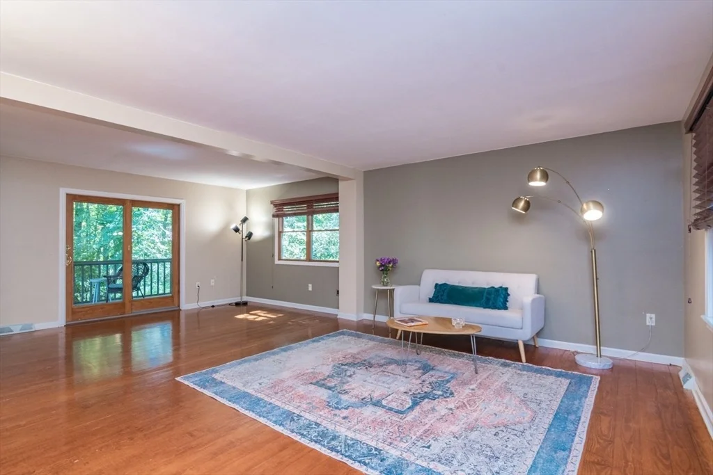 Photo of 97 Crossbrook Ave
