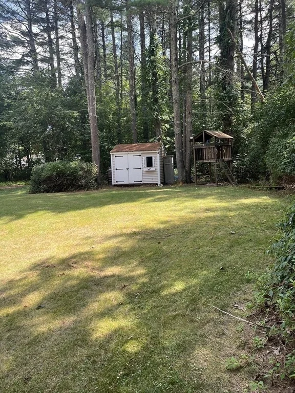 Photo of 304 West River Road