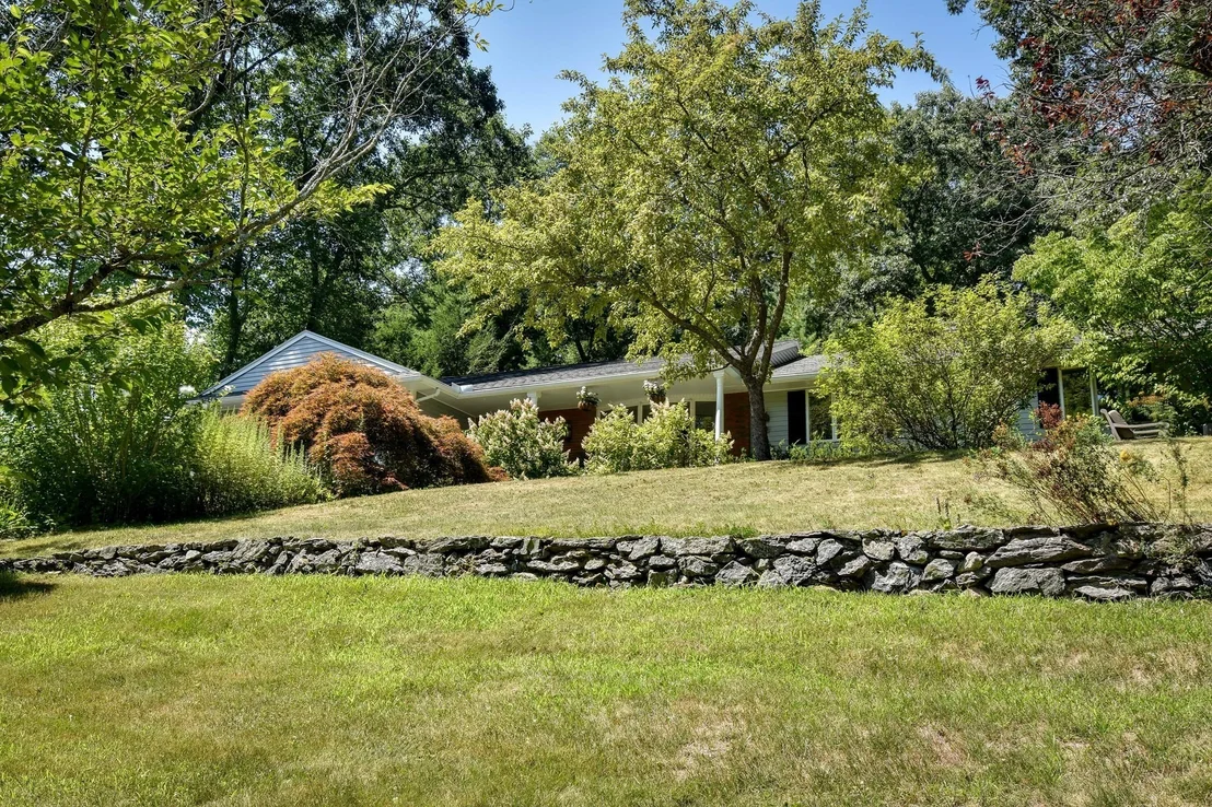Photo of 59 Eliot Hill Rd