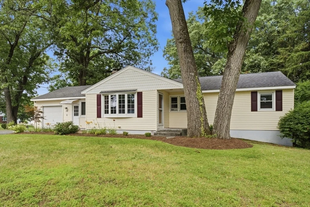 Photo of 28 Intervale Rd