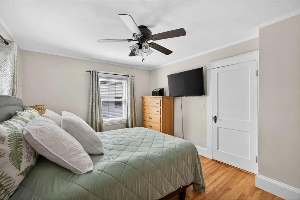 Photo of 11 Clifton Ave