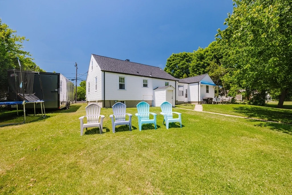 Photo of 1472 Wampanoag Trl