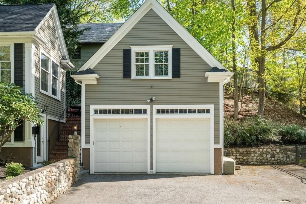 Photo of 110 Avalon Rd