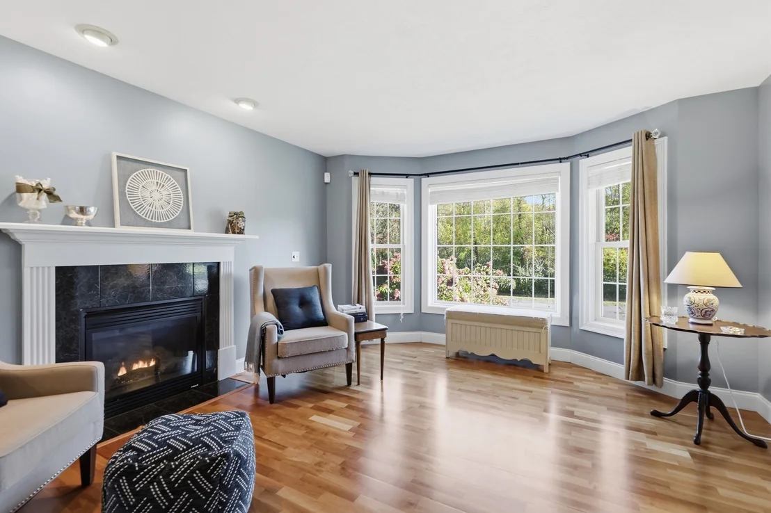 Photo of 7 Holly Cir