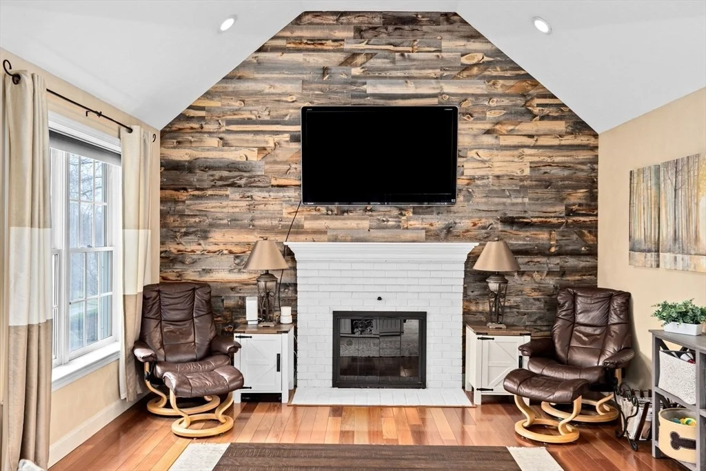 Photo of 130 Culloden Dr