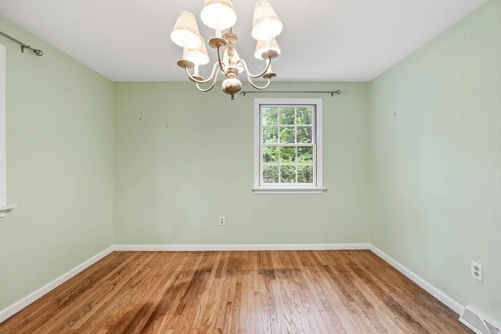 Photo of 45 Glendale Road