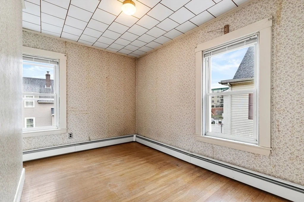Photo of 16 Lake St